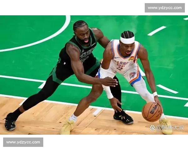 骑士鏖战凯尔特人攻防博弈揭示东部强队格局新走向季后赛前景与阵容考验